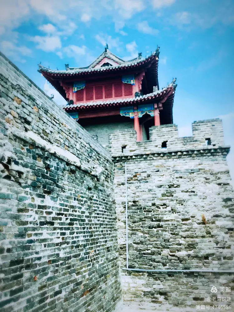 襄樊留古迹 我辈复登临